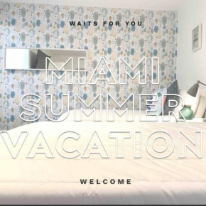 B04 7 minutes from the beach Midtown Miami